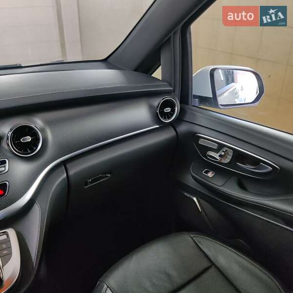 Минивэн Mercedes-Benz V-Class 2019 в Черновцах