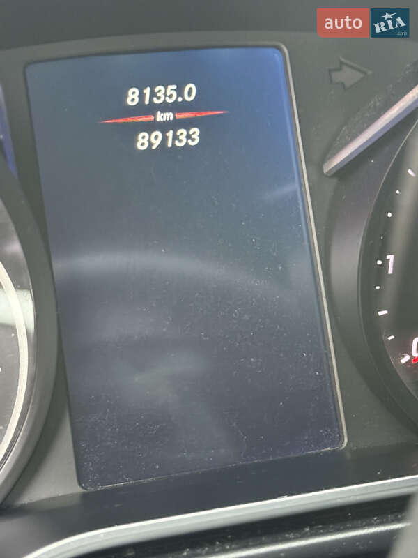 Мінівен Mercedes-Benz V-Class 2021 в Києві фото 10 Мінівен Mercedes-Benz V-Class 2021 в Києві