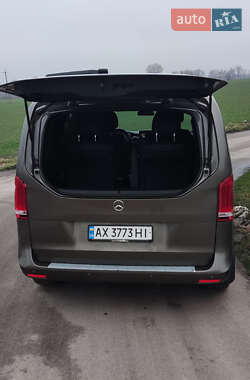 Мінівен Mercedes-Benz V-Class 2015 в Києві
