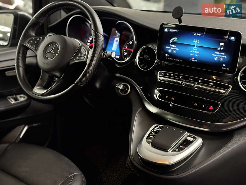 Мінівен Mercedes-Benz V-Class 2022 в Миколаєві