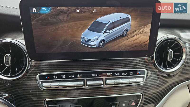 Мінівен Mercedes-Benz V-Class 2023 в Києві