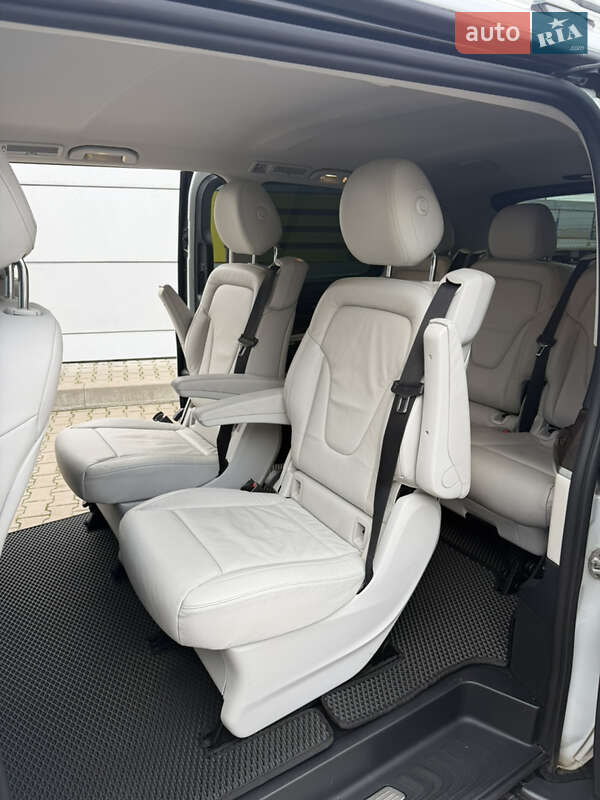 Мінівен Mercedes-Benz V-Class 2016 в Вінниці фото 27 Мінівен Mercedes-Benz V-Class 2016 в Вінниці
