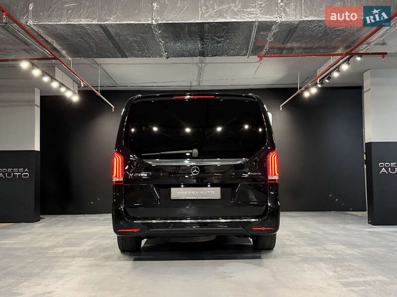 Мінівен Mercedes-Benz V-Class 2017 в Одесі