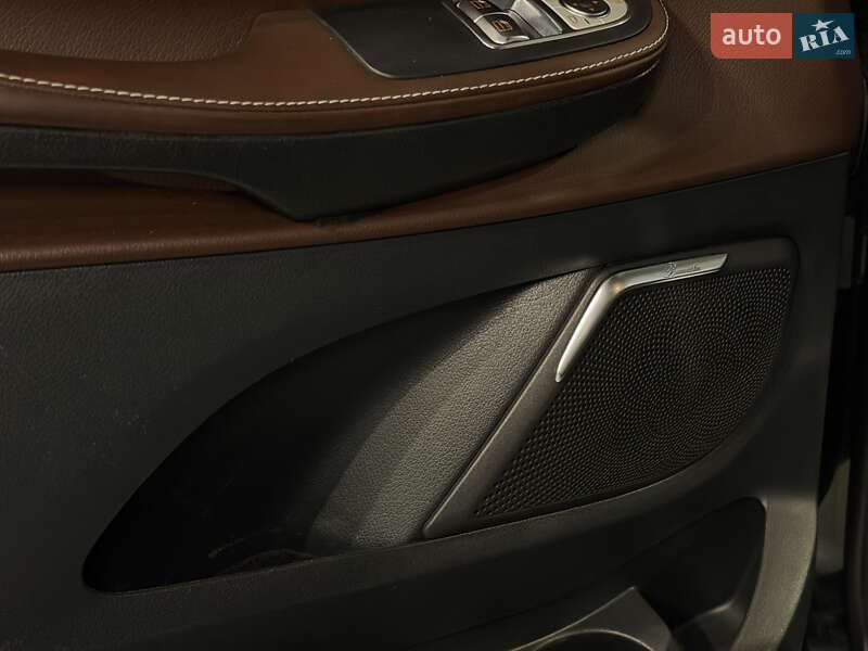 Мінівен Mercedes-Benz V-Class 2017 в Одесі