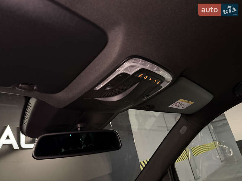 Мінівен Mercedes-Benz V-Class 2017 в Одесі