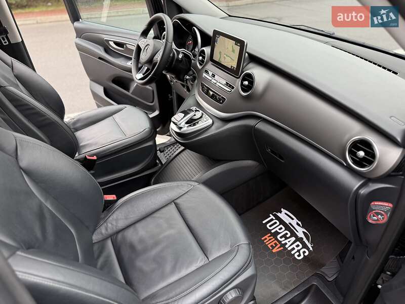 Минивэн Mercedes-Benz V-Class 2016 в Киеве