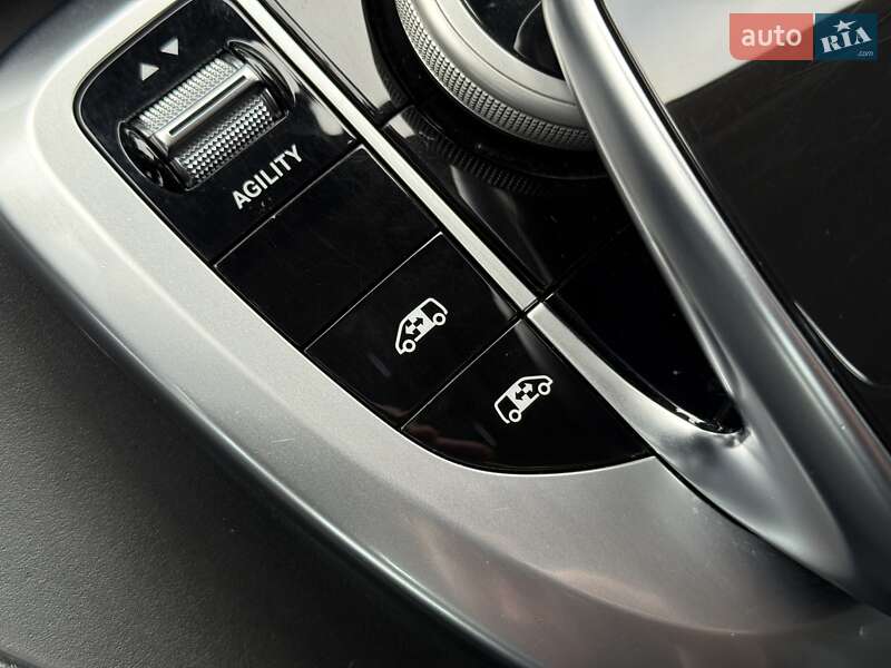 Минивэн Mercedes-Benz V-Class 2016 в Киеве