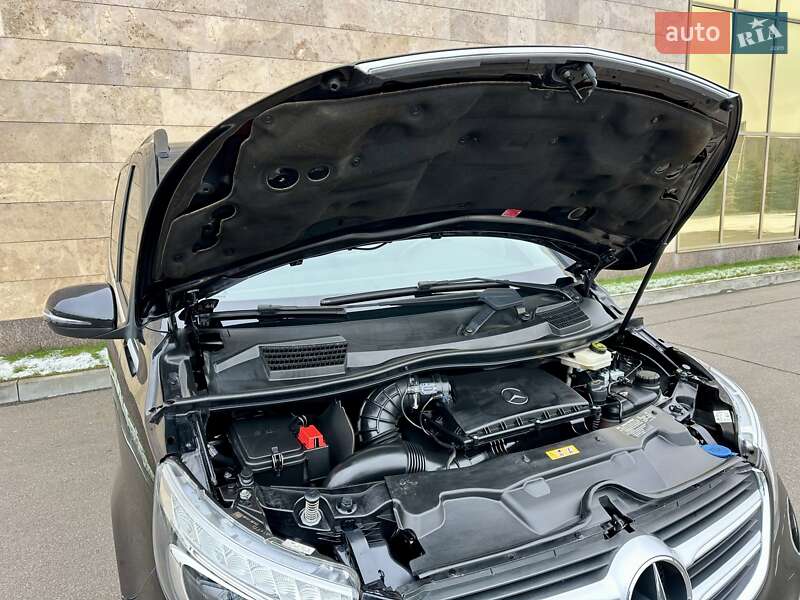 Мінівен Mercedes-Benz V-Class 2018 в Києві