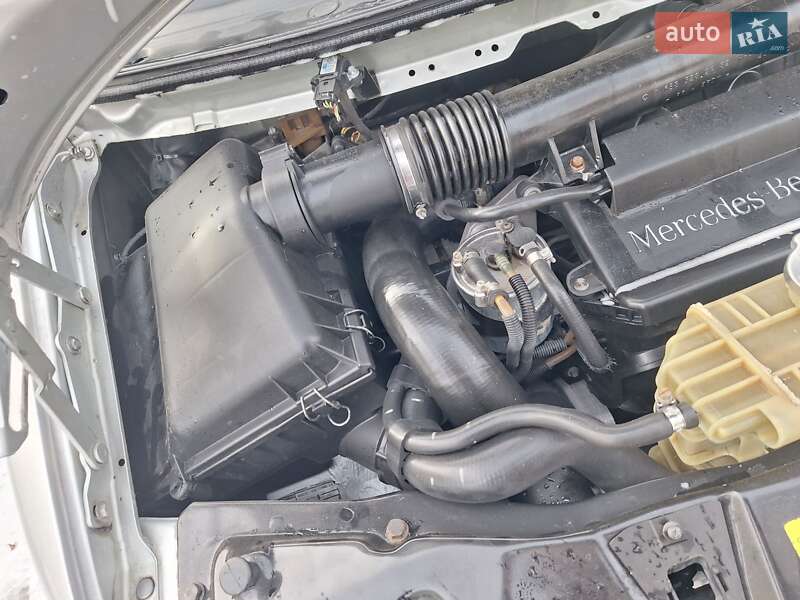 Минивэн Mercedes-Benz V-Class 1999 в Черновцах