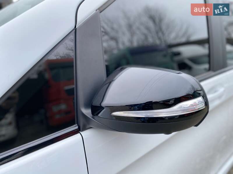 Минивэн Mercedes-Benz V-Class 2014 в Мукачево