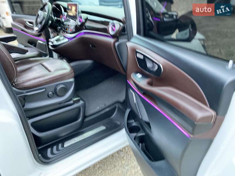 Минивэн Mercedes-Benz V-Class 2014 в Мукачево