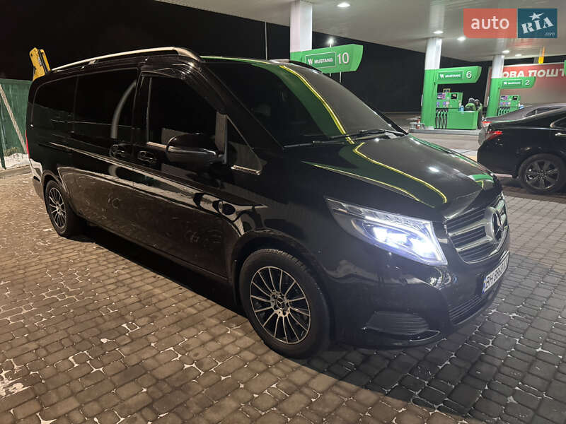 Mercedes-Benz V-Class 2016