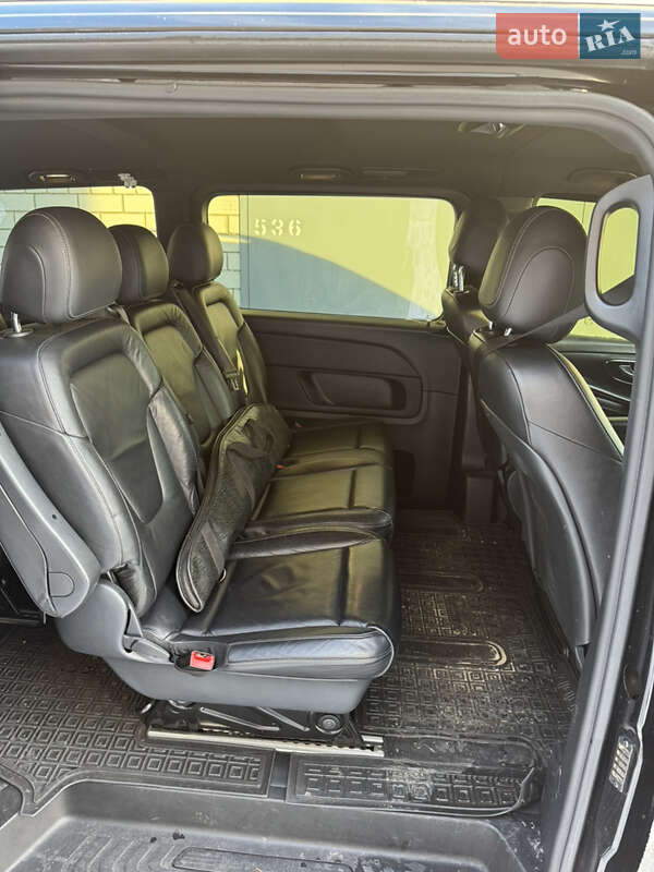 Минивэн Mercedes-Benz V-Class 2016 в Киеве