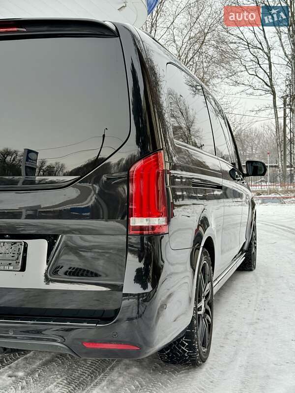 Мінівен Mercedes-Benz V-Class 2020 в Дніпрі