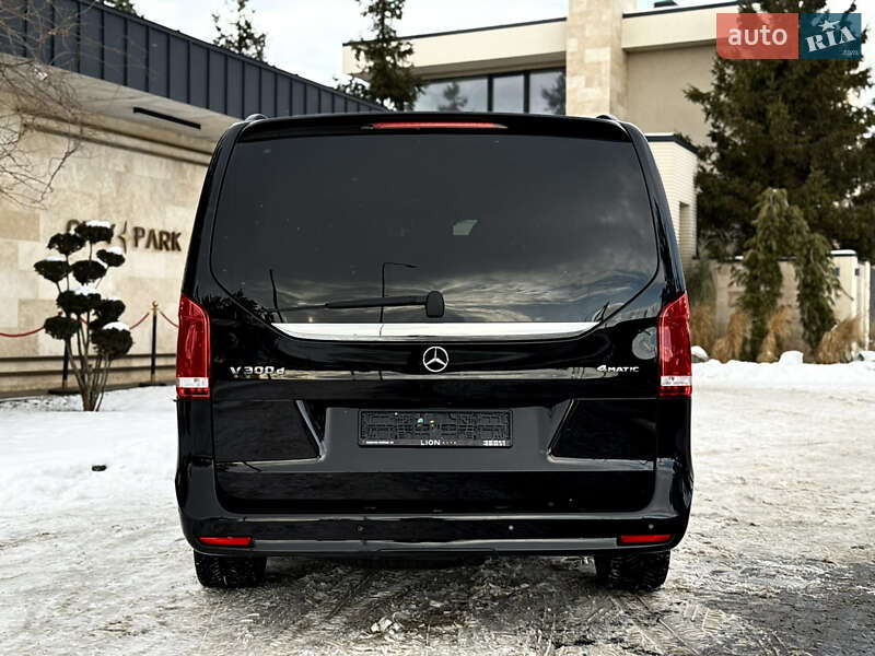 Минивэн Mercedes-Benz V-Class 2022 в Львове