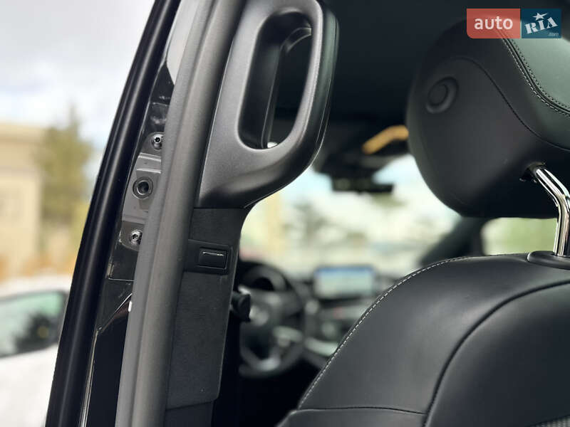 Минивэн Mercedes-Benz V-Class 2022 в Львове