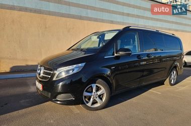 Минивэн Mercedes-Benz V-Class 2017 в Киеве