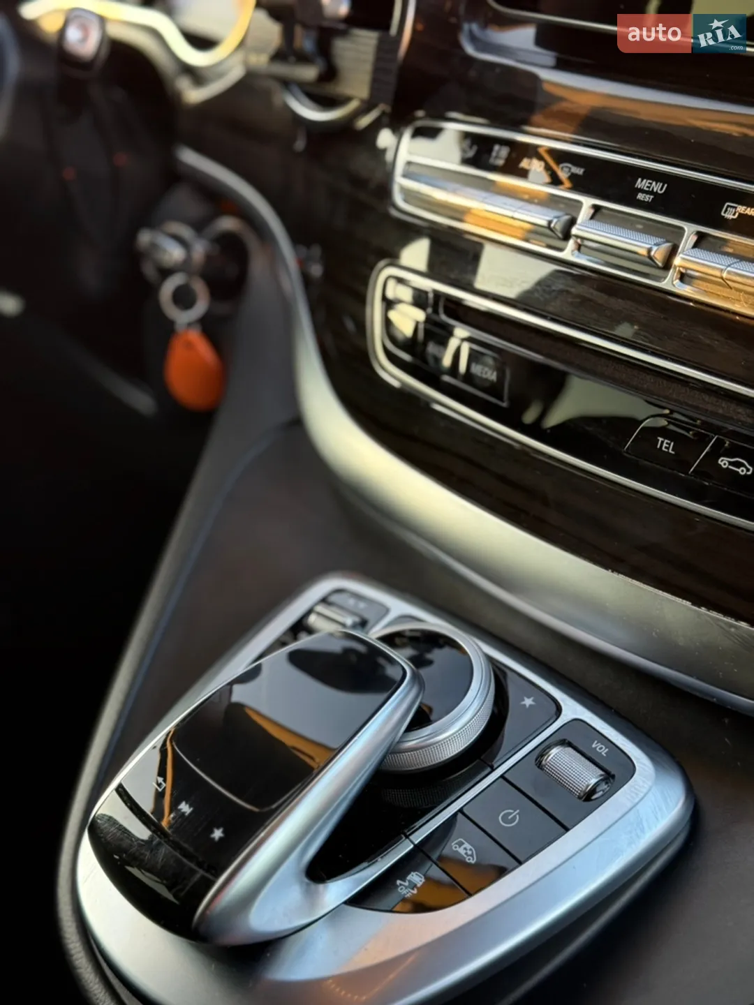 2017 Mercedes-Benz V-klasse - мініатюра 23
