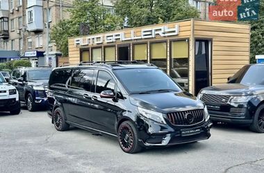 Мінівен Mercedes-Benz V-Class 2021 в Києві