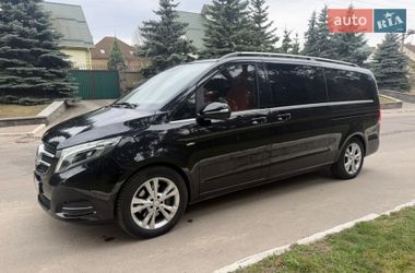 Минивэн Mercedes-Benz V-Class 2015 в Киеве