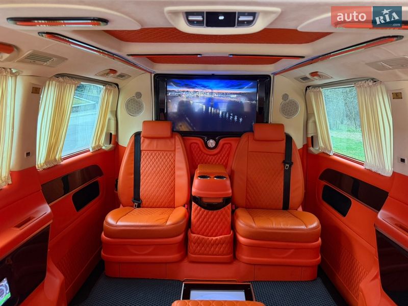 Mercedes-Benz V-Class 2015