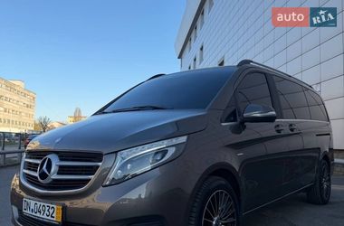 Мінівен Mercedes-Benz V-Class 2016 в Києві
