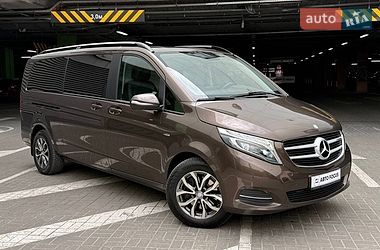 Мінівен Mercedes-Benz V-Class 2015 в Києві