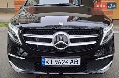 Мінівен Mercedes-Benz V-Class 2020 в Києві