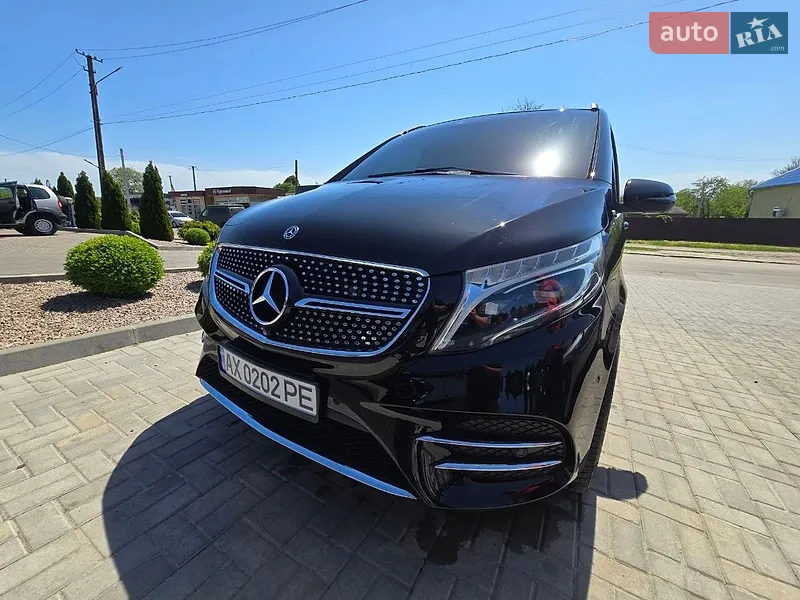 Mercedes-Benz V-Class
