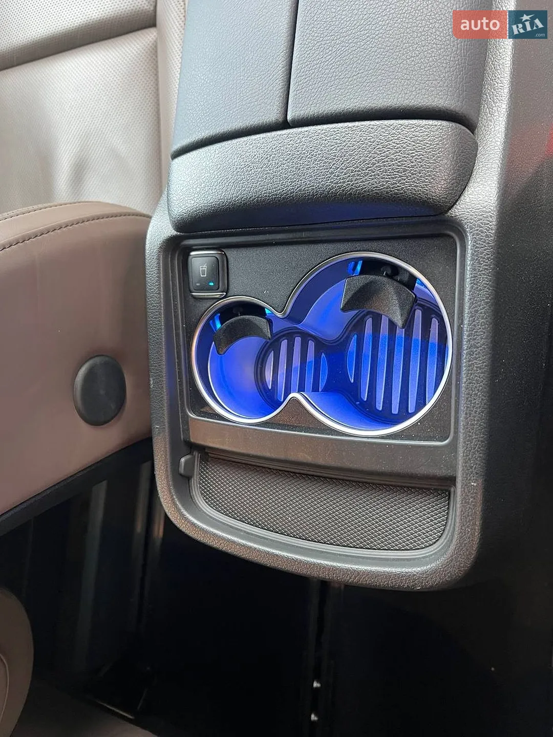 2022 Mercedes-Benz V-klasse - мініатюра 23
