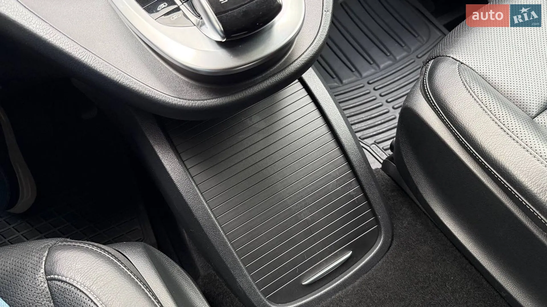 2015 Mercedes-Benz V-klasse - мініатюра 28