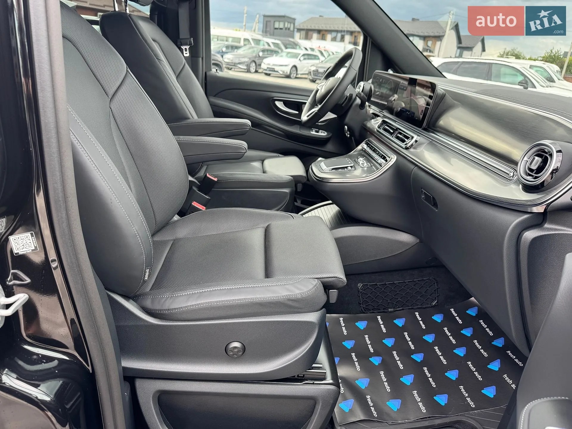 2025 Mercedes-Benz V-klasse - мініатюра 42