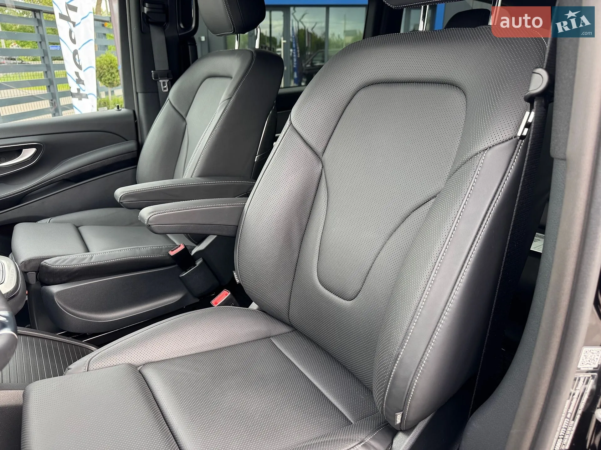 2025 Mercedes-Benz V-klasse - мініатюра 20