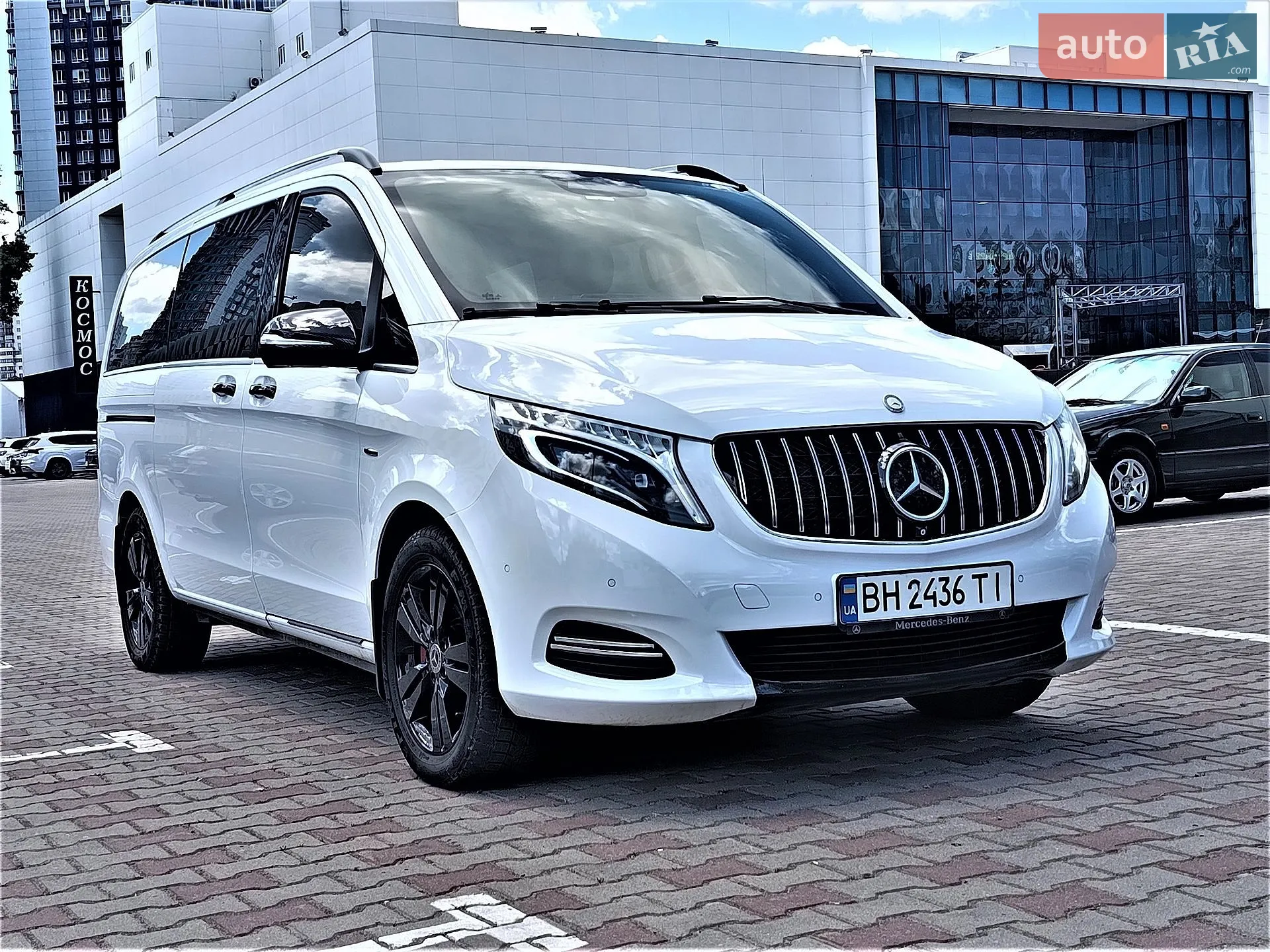2015 Mercedes-Benz V-klasse - фото 1