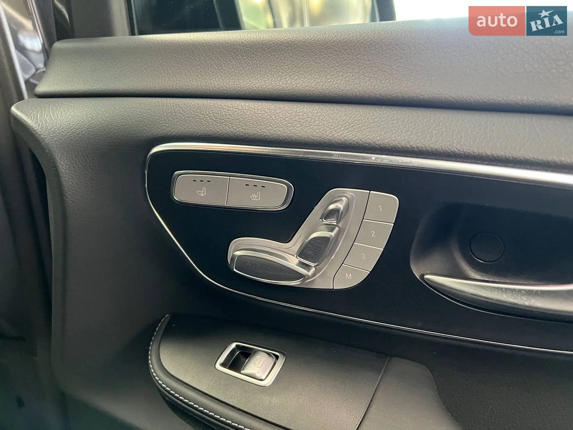 Mercedes-Benz V-Class 2025 VIN W1V44781314510175 фото оголошення 13 з 31