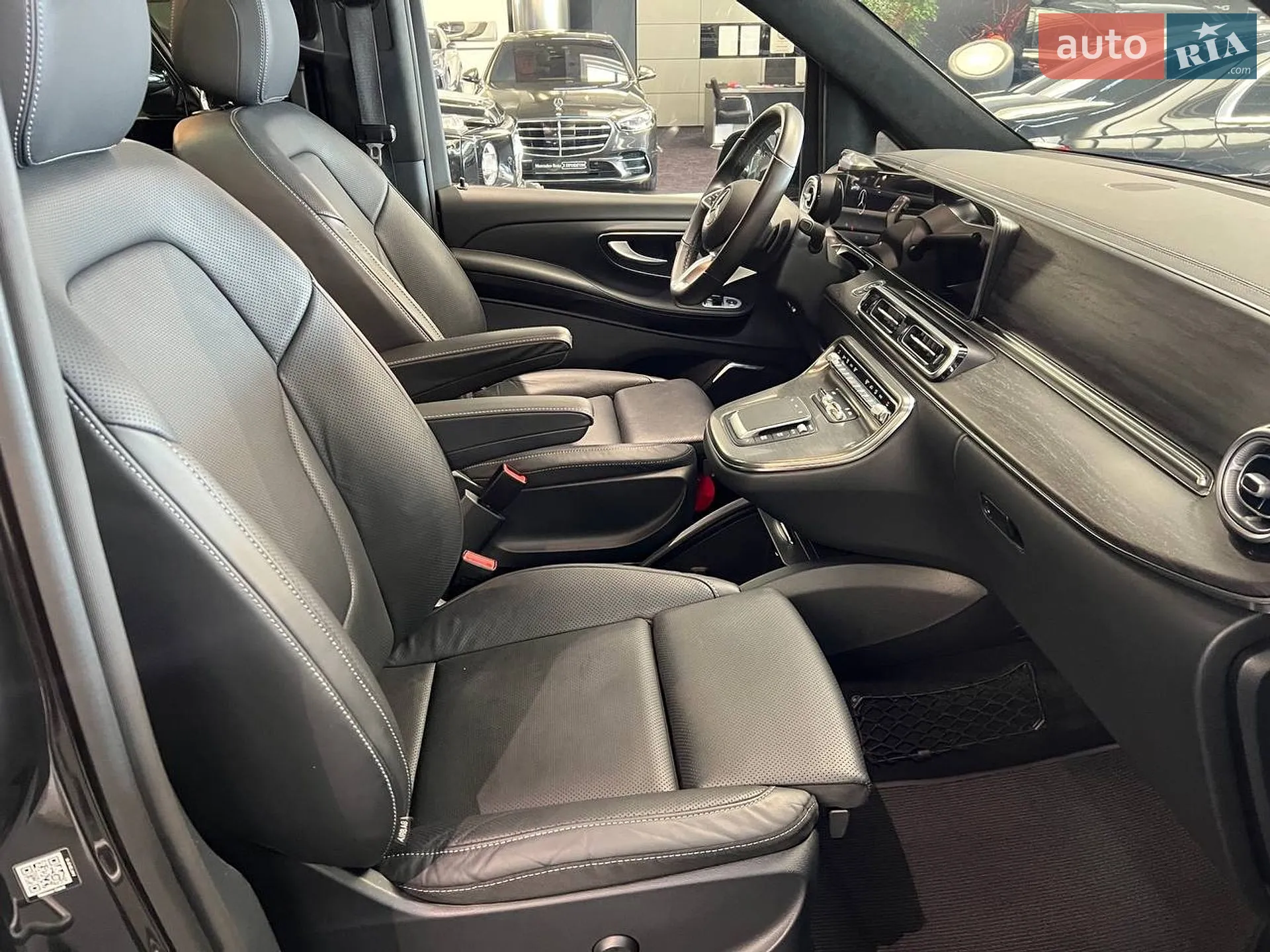 Mercedes-Benz V-Class 2025 VIN W1V44781314510175 фото оголошення 15 з 31