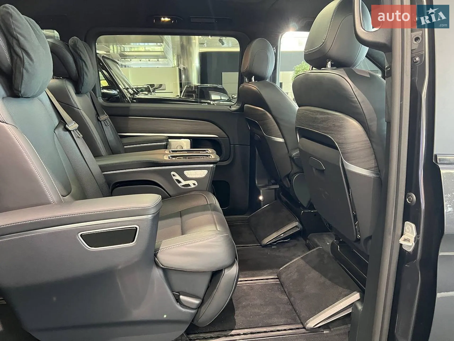 Mercedes-Benz V-Class 2025 VIN W1V44781314510175 фото оголошення 29 з 31