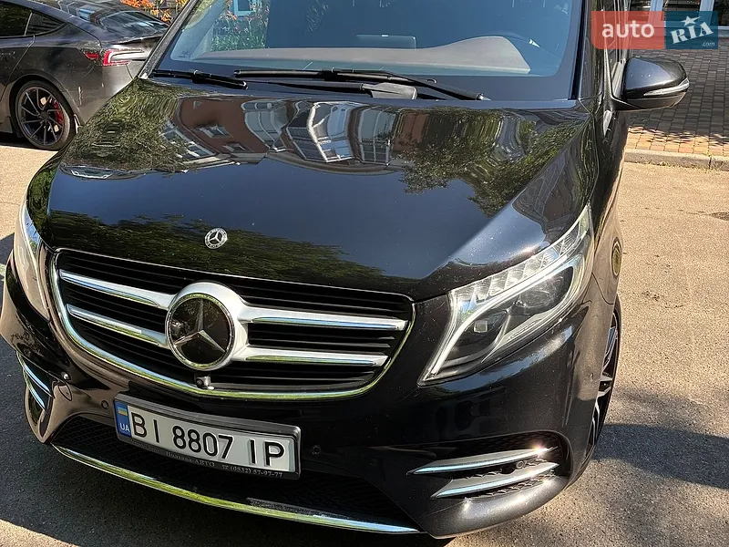 Mercedes-Benz V-Class