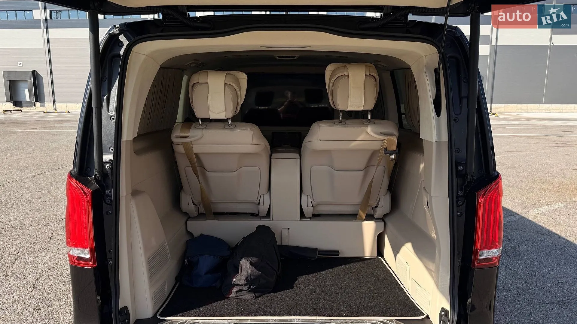 2021 Mercedes-Benz V-klasse - мініатюра 32