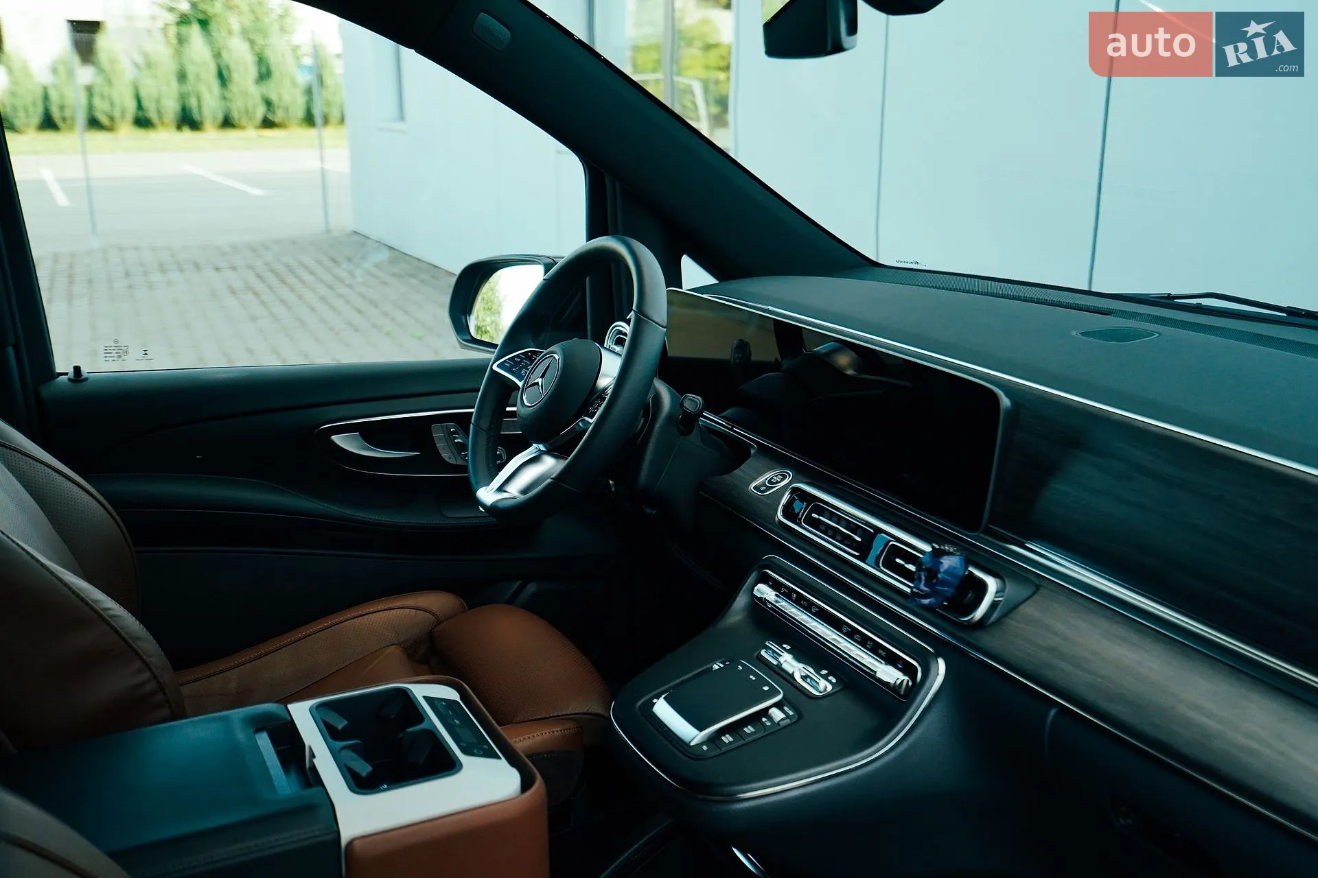 2025 Mercedes-Benz V-klasse - мініатюра 52