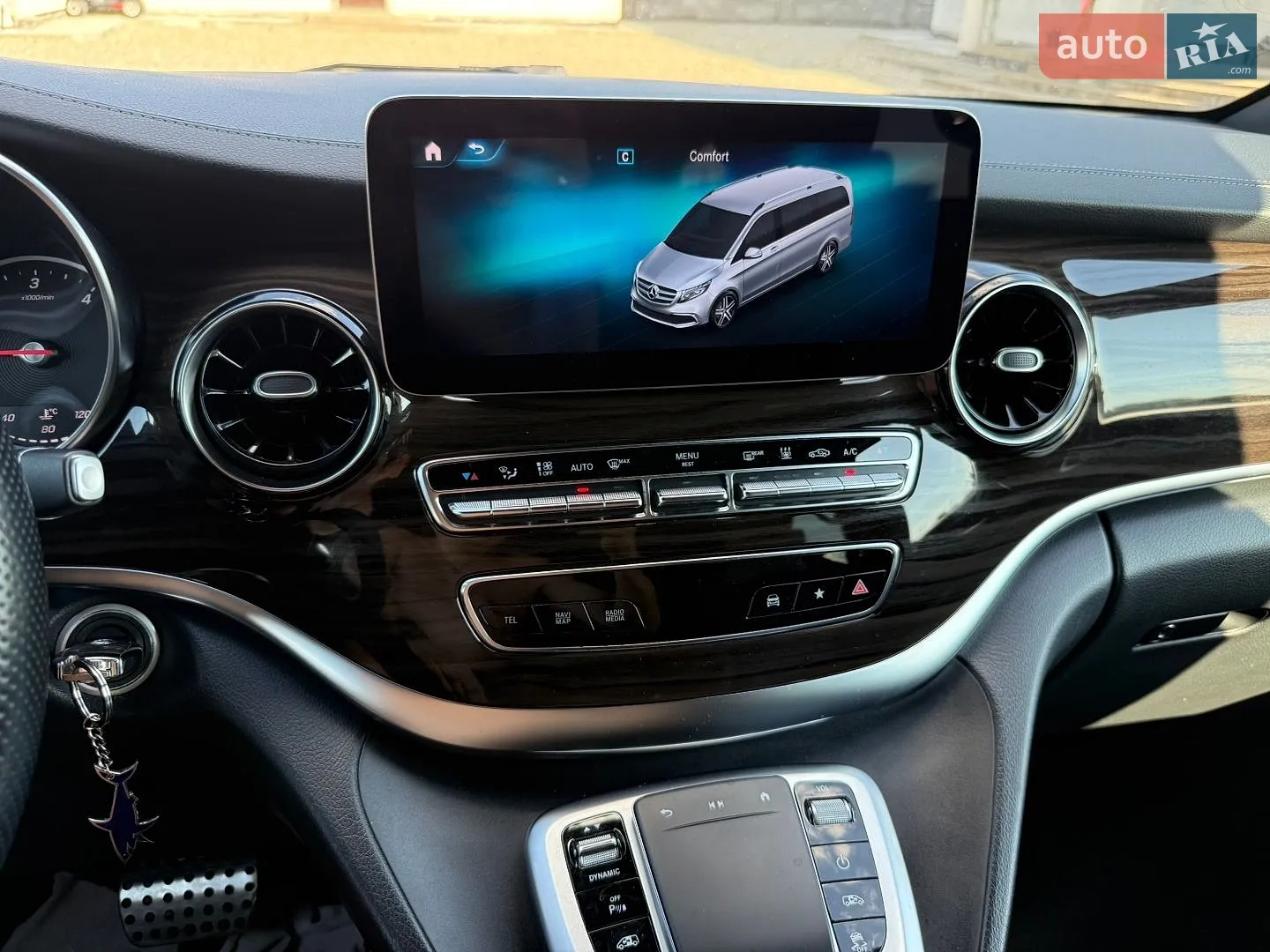 2022 Mercedes-Benz V-klasse - мініатюра 16