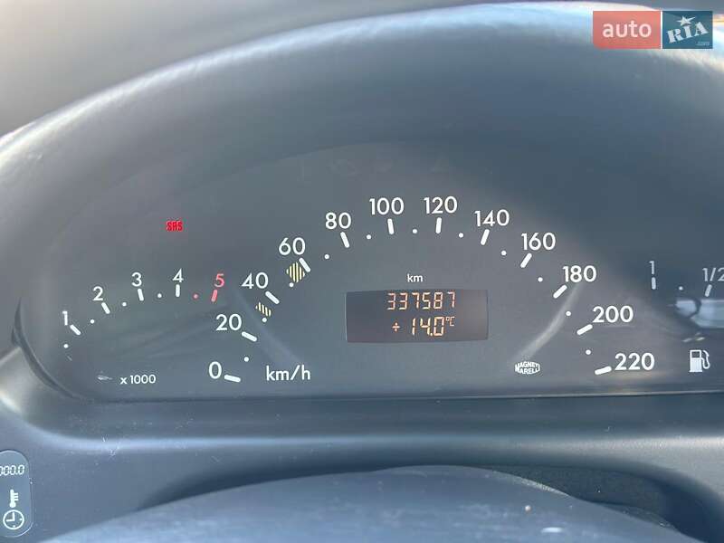 Минивэн Mercedes-Benz Vaneo 2004 в Белой Церкви