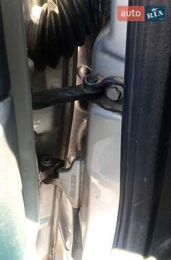 Мінівен Mercedes-Benz Vaneo 2002 в  фото 6 Мінівен Mercedes-Benz Vaneo 2002 в