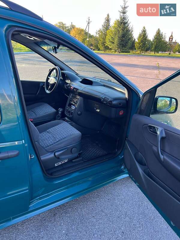 Минивэн Mercedes-Benz Vaneo 2002 в Любомле