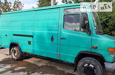 Другие грузовики Mercedes-Benz Vario 1999 в Покровске