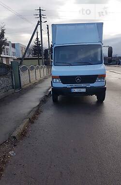 Грузовой фургон Mercedes-Benz Vario 2004 в Ровно