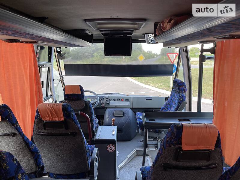 Туристический / Междугородний автобус Mercedes-Benz Vario 2002 в Киеве