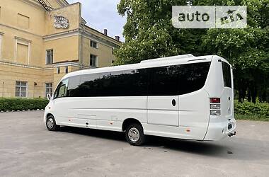 Туристический / Междугородний автобус Mercedes-Benz Vario 2007 в Староконстантинове