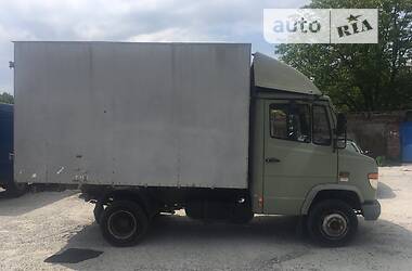 Вантажний фургон Mercedes-Benz Vario 2000 в Львові