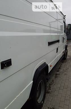 Грузовой фургон Mercedes-Benz Vario 1997 в Тячеве